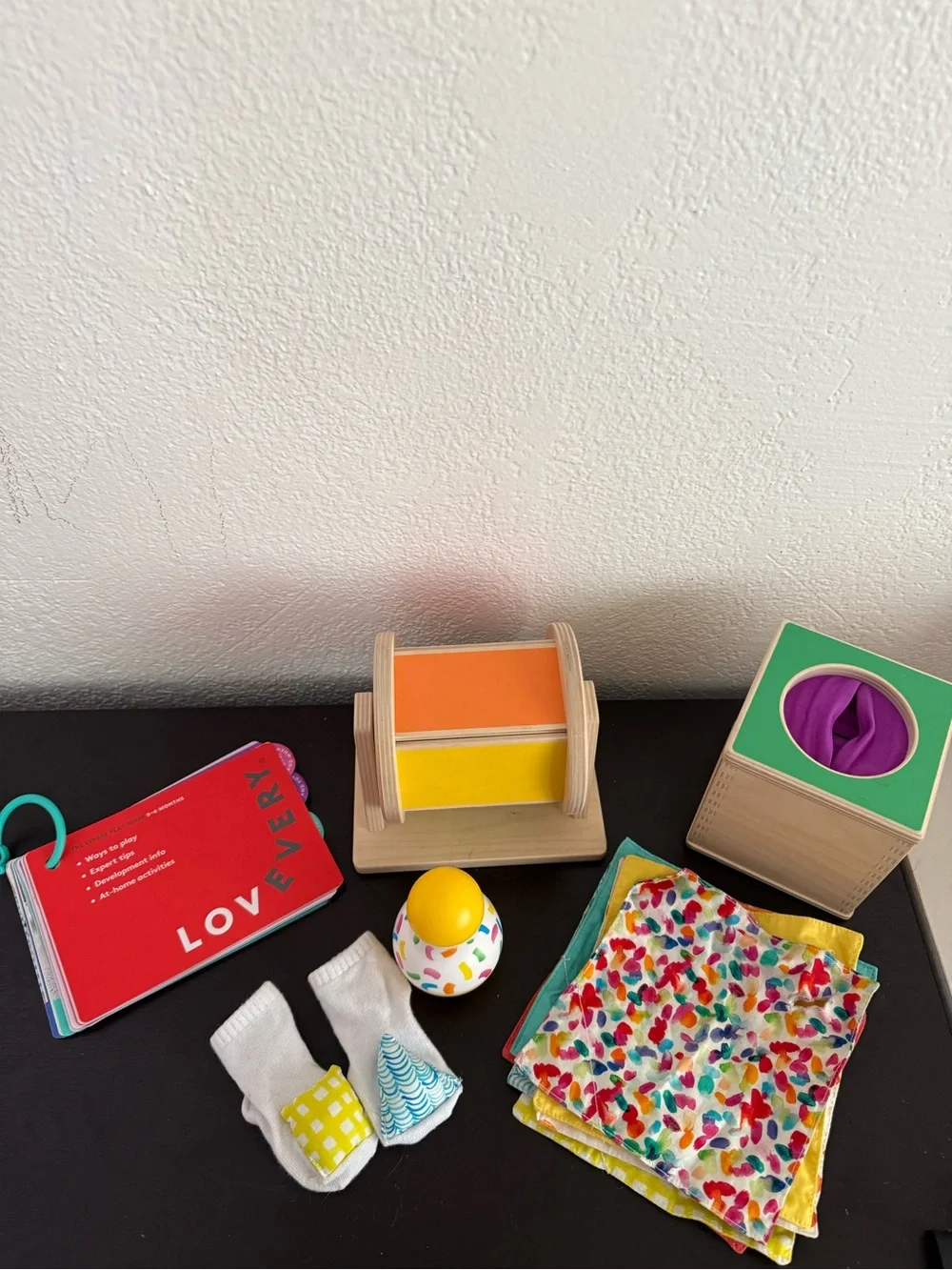 Lovevery Charmer Play Kit 3-4 Months Montessori Play Kit Toys